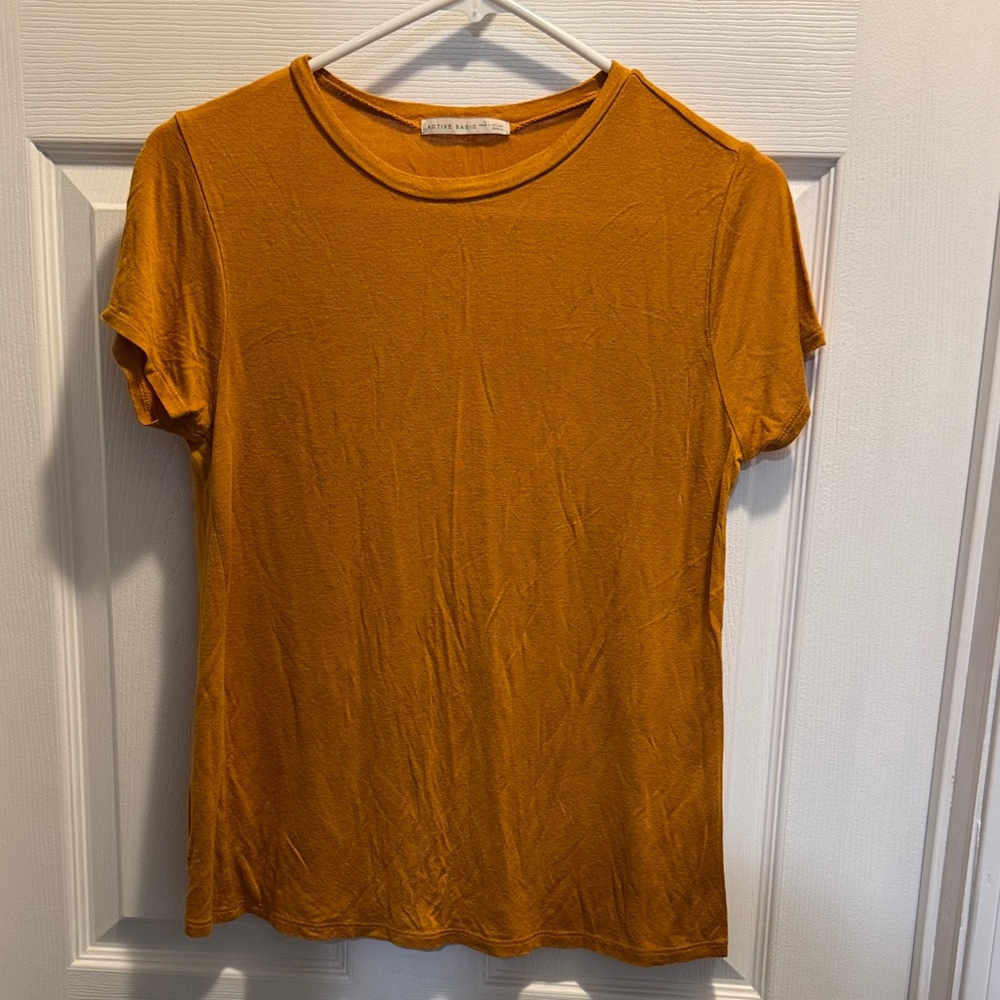 Active Basic Mustard Short Sleeve Tee